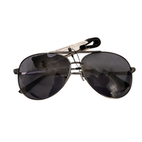 AVIATOR NWT Sunglasses Polorized Dark Grey Silver Foster Grant - Picture 2 of 11